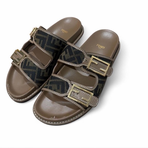 Fendi Slides Size 42 - Picture 2 of 7